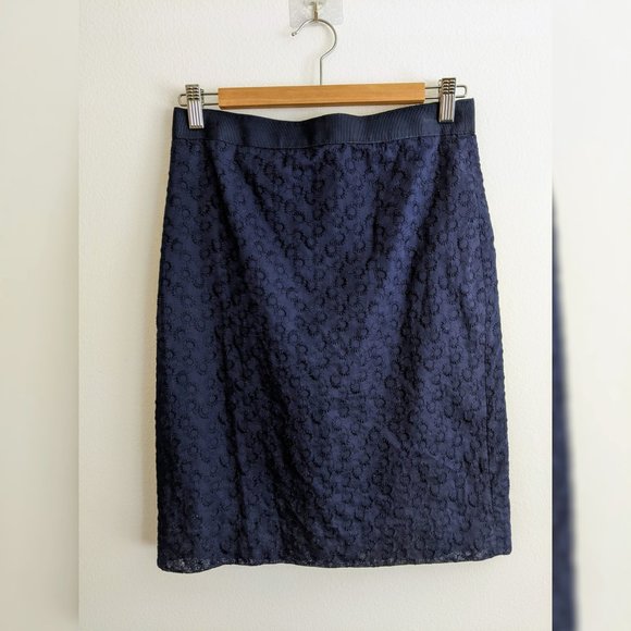 J.Crew Eyelet Pencil Skirt - Navy Blue 100% Cotton - Picture 6 of 6